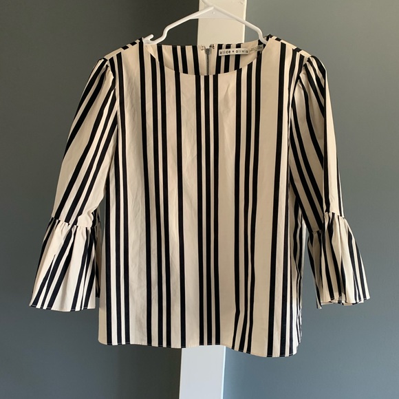 Alice + Olivia Striped Blouse~Size Medium - Picture 2 of 6